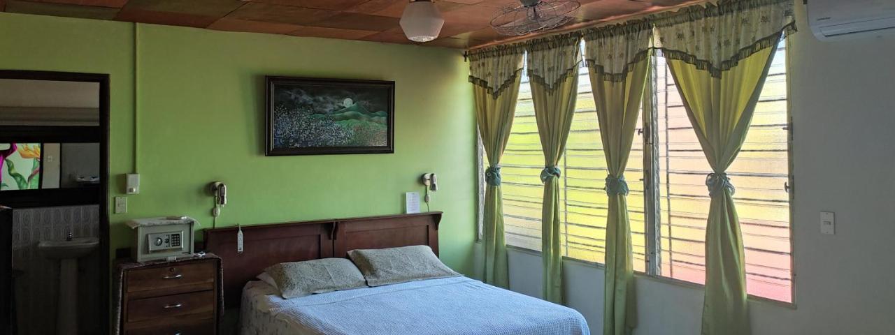 Hotel Oasis Σαν Σαλβαντόρ Εξωτερικό φωτογραφία