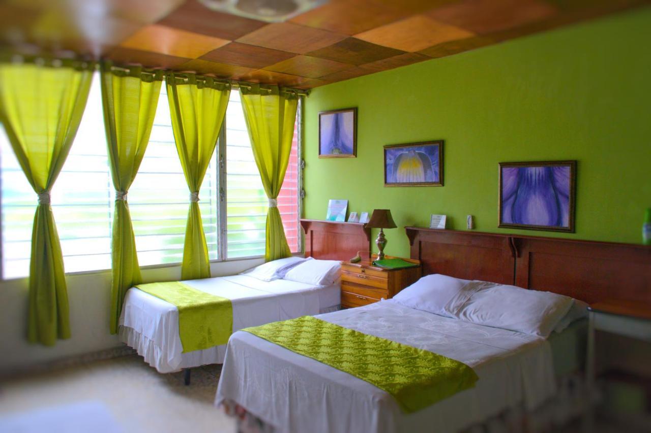 Hotel Oasis Σαν Σαλβαντόρ Εξωτερικό φωτογραφία
