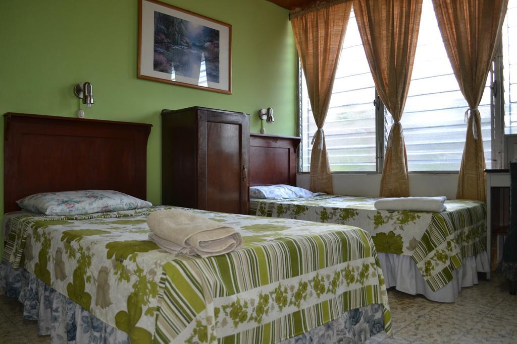 Hotel Oasis Σαν Σαλβαντόρ Δωμάτιο φωτογραφία