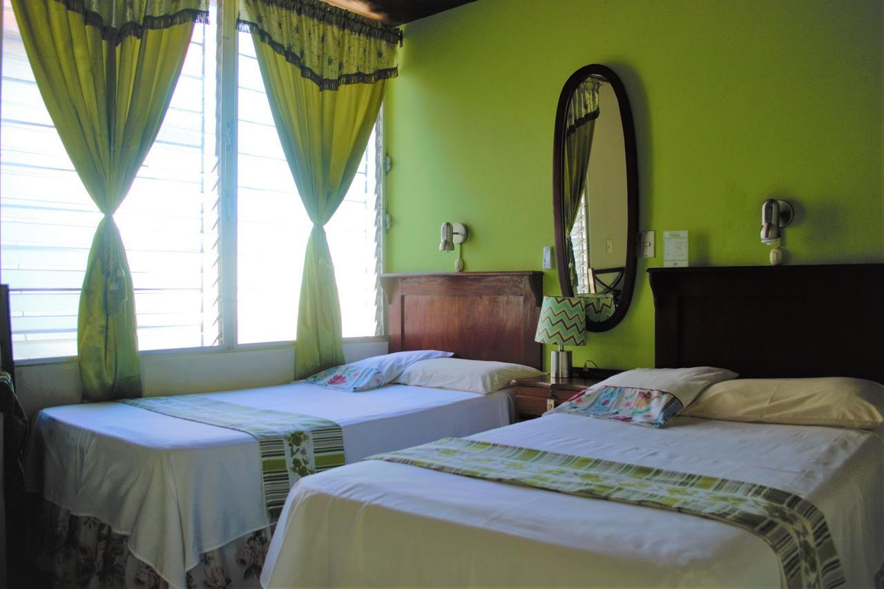 Hotel Oasis Σαν Σαλβαντόρ Εξωτερικό φωτογραφία