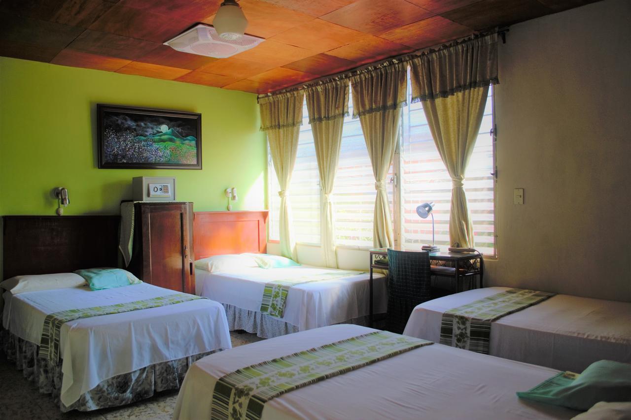 Hotel Oasis Σαν Σαλβαντόρ Εξωτερικό φωτογραφία