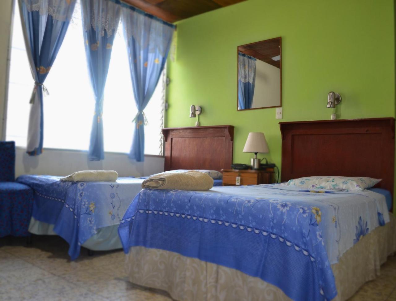 Hotel Oasis Σαν Σαλβαντόρ Εξωτερικό φωτογραφία
