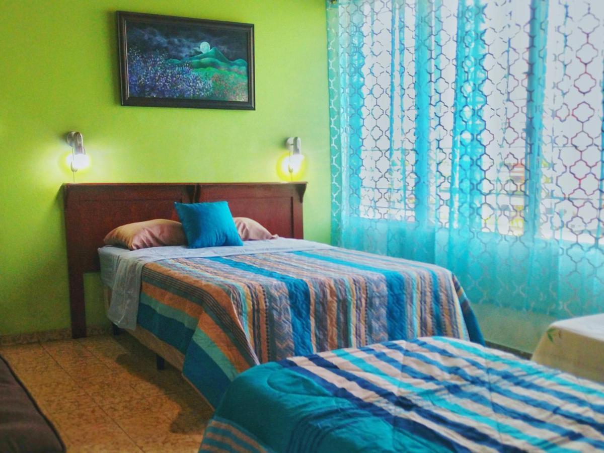 Hotel Oasis Σαν Σαλβαντόρ Εξωτερικό φωτογραφία